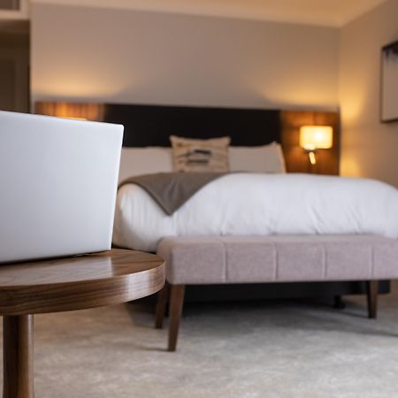 Voco Oxford Thames By Ihg Otel Kennington  Dış mekan fotoğraf