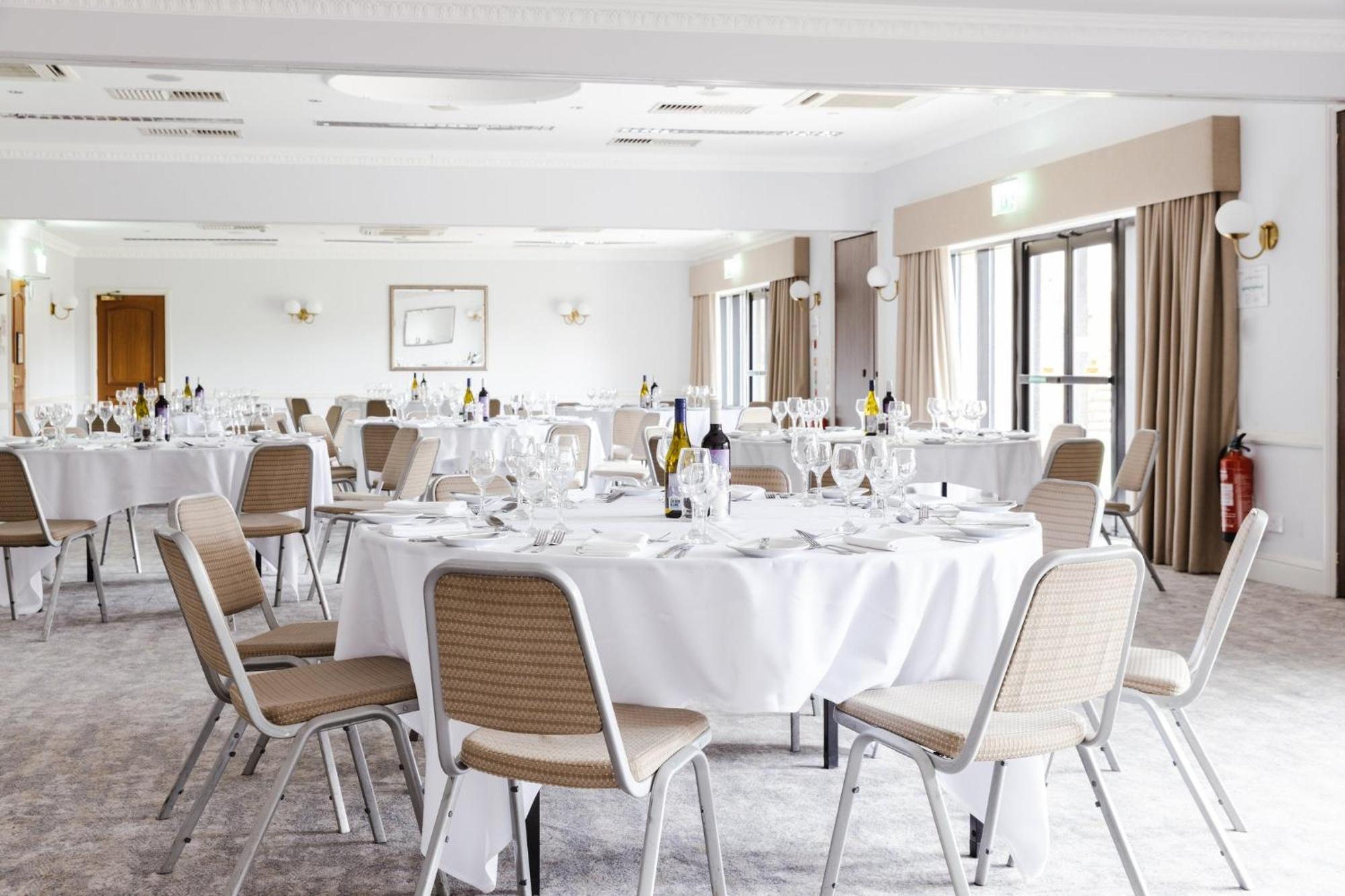 Voco Oxford Thames By Ihg Otel Kennington  Dış mekan fotoğraf